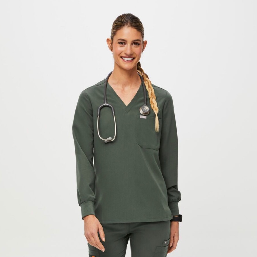 Figs scrubs